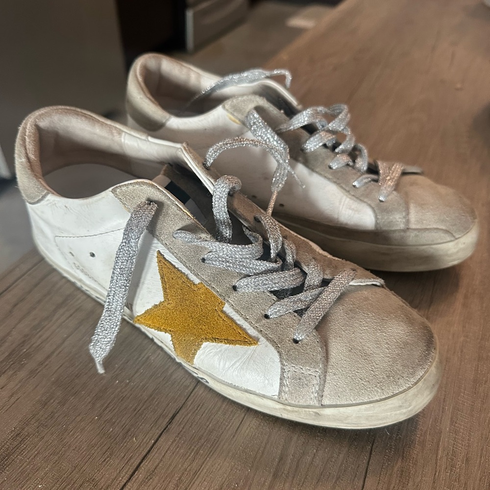 Golden goose sneaker